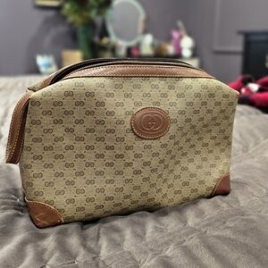 Gucci Authentic Tan and Brown Cosmetic Bag